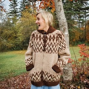 EUC Vintage Wool Curling Sweater Hand Knit Cowichan Inspired Unisex